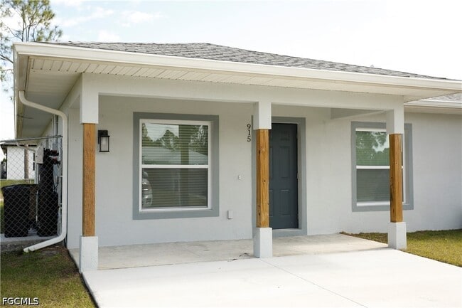 Building Photo - 917 Graystone Ave