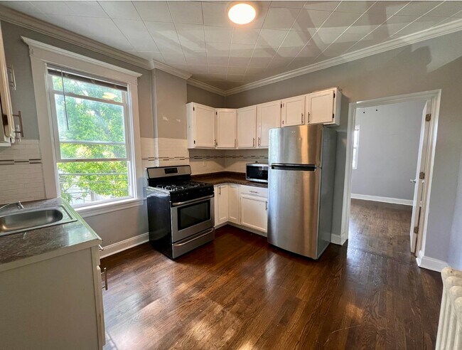 Photo - 3415 W Lyndale St