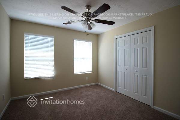 Photo - 1630 Boxcar Pl NE