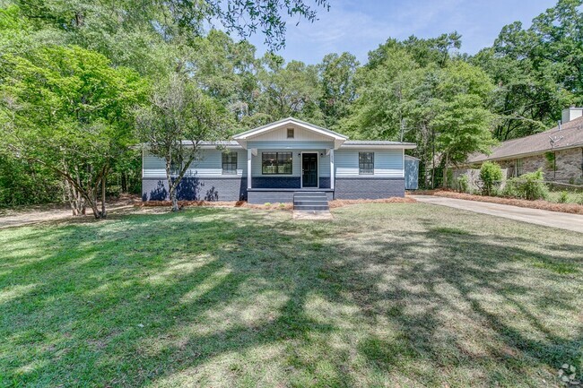 Building Photo - 1804 Larkwood Dr Rental