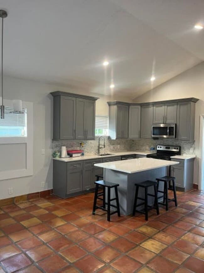 Photo - 8805 SE Riverfront Terrace