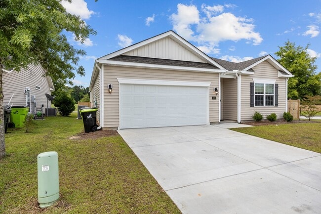Photo - 400 Louisia Mae Way