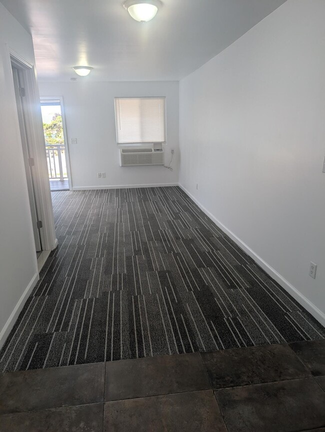 Building Photo - 25911 Michigan Ave Unit 103 Rental
