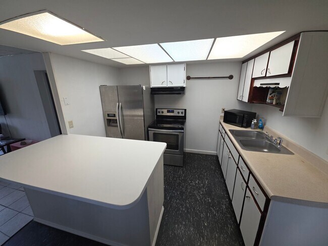 Photo - 1 Bed 1 Bath Near Downtown, Baldwin Park & Cady Way Trail