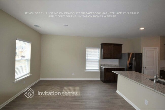 Photo - 161 Oliver Dr