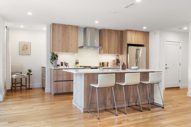 Photo - 1 Devine Wy Unit 1