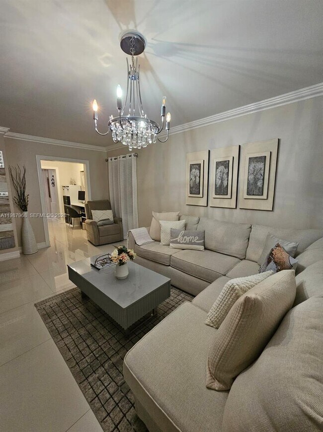 Photo - 70 NW 31st St Unidad 1