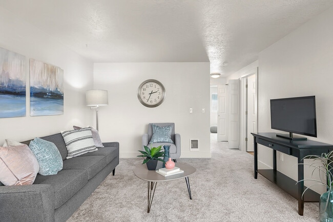 pacificcrest-stanleyphoto-0527-Unit43-17