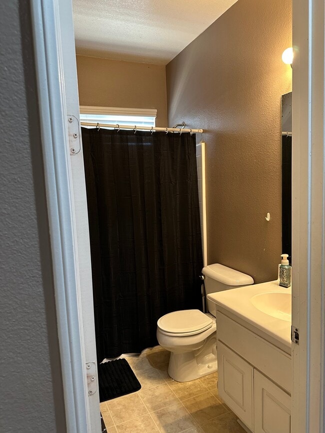 Photo - 217 Overleaf Way