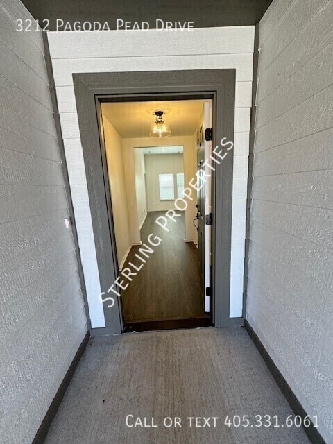 Photo - 3212 Pagoda Pead Dr