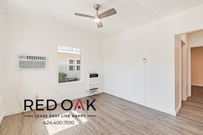 Photo - 1559 N Hill Ave Unidad 8