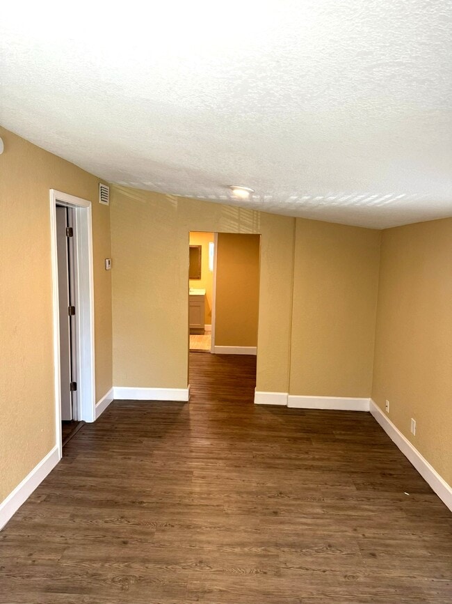 Photo - 803 Rushing St