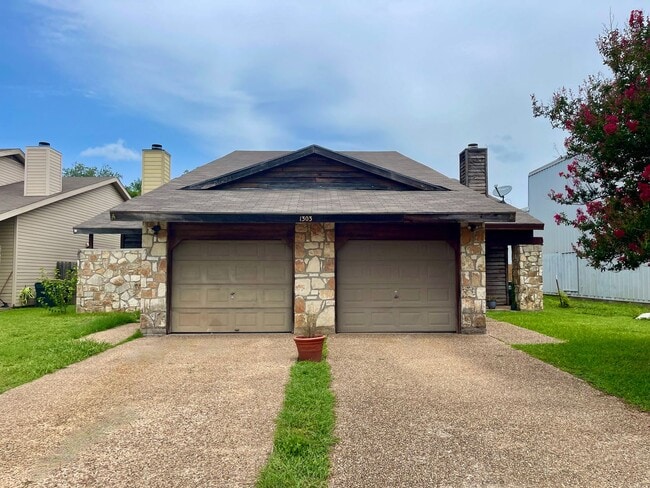 Photo - 1303 Conway Dr Unit B