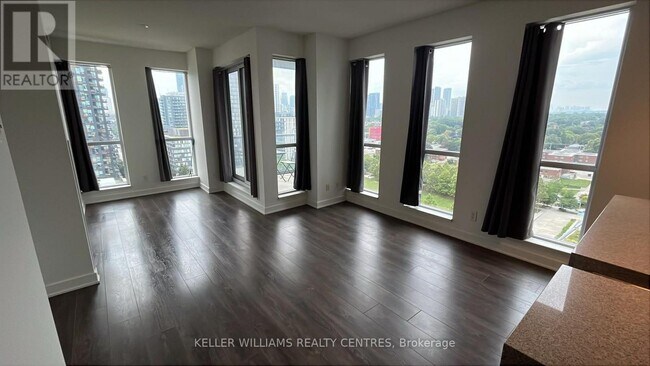 Photo - 170 Sumach St Unit 1409