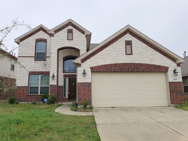 Building Photo - 8818 Cornina Dr
