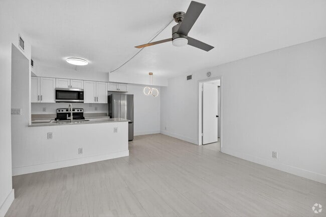 Building Photo - 7262 Golf Colony Ct Unit 103 Rental