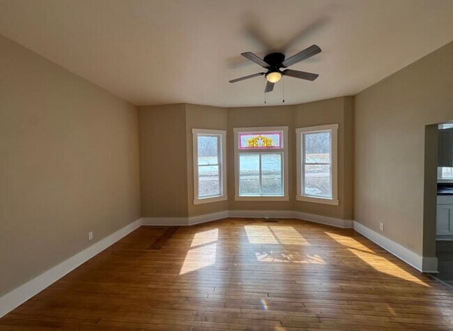 Photo - Newly Updated 5-Bedroom, 2-Bath Home – Spacious, Modern & Move-In Ready!
