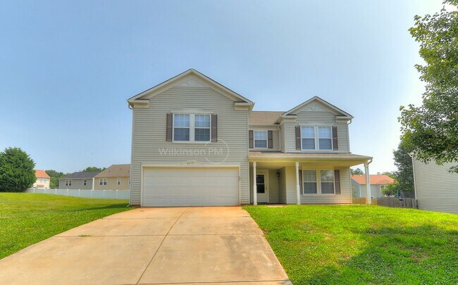 Crowder Mountain Big Beautiful 4Bed/3Bath ... - Crowder Mountain Big Beautiful 4Bed/3Bath ... House