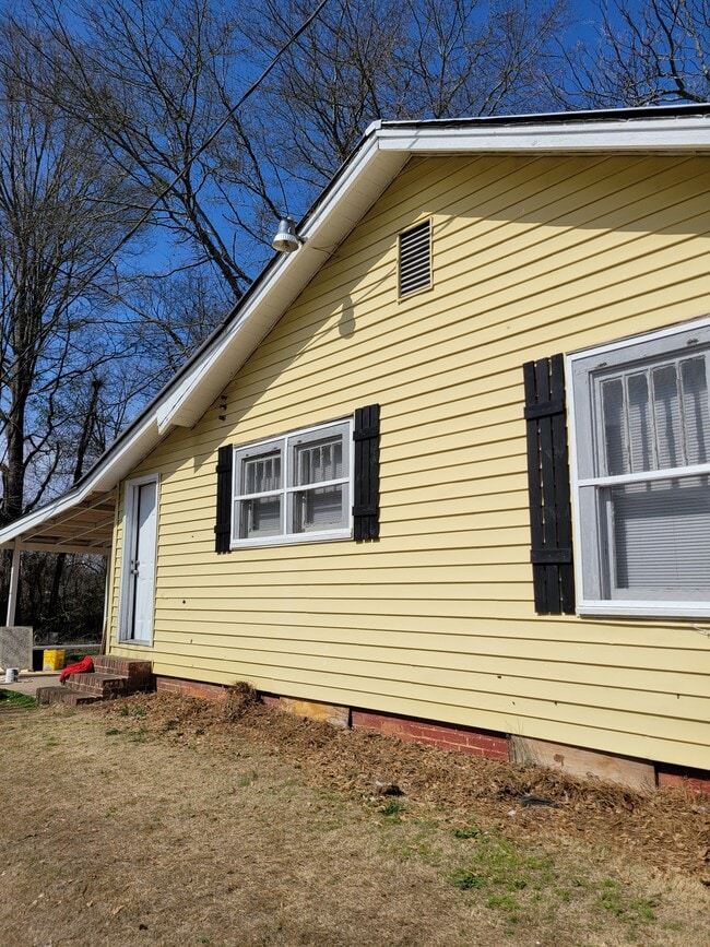 Photo - 805 S 14th St