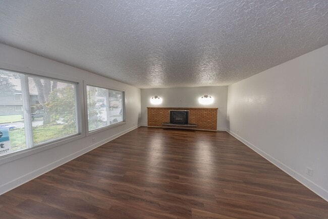 Photo - Updated 3 Bed, 2 Bath Home with RV/Trailer Parking – 1,962 Sq Ft, No HOA