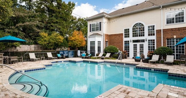 Photo - Montford at Madison Park Apartments