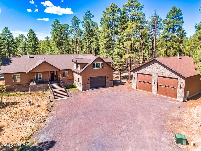 Building Photo - 1404 Hand Cart Trail