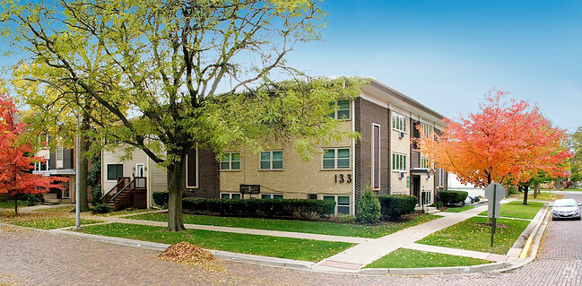 Building Photo - 133 Rockford Ave. Rental