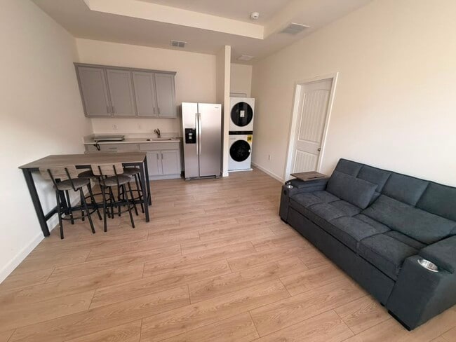 Photo - 1540 Park Side Ave Unit Private 1 Bedroom Apartment