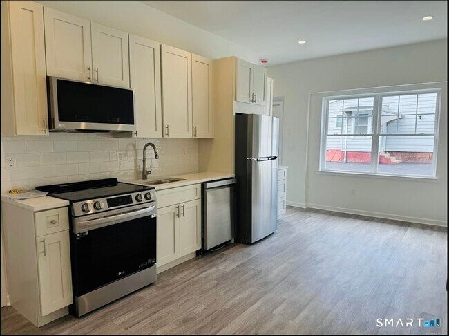 Photo - 27 Pearl St Unit 4