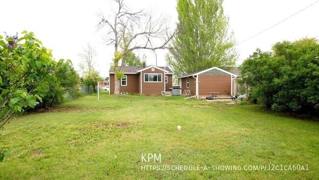 Photo - 3915 W Omaha St