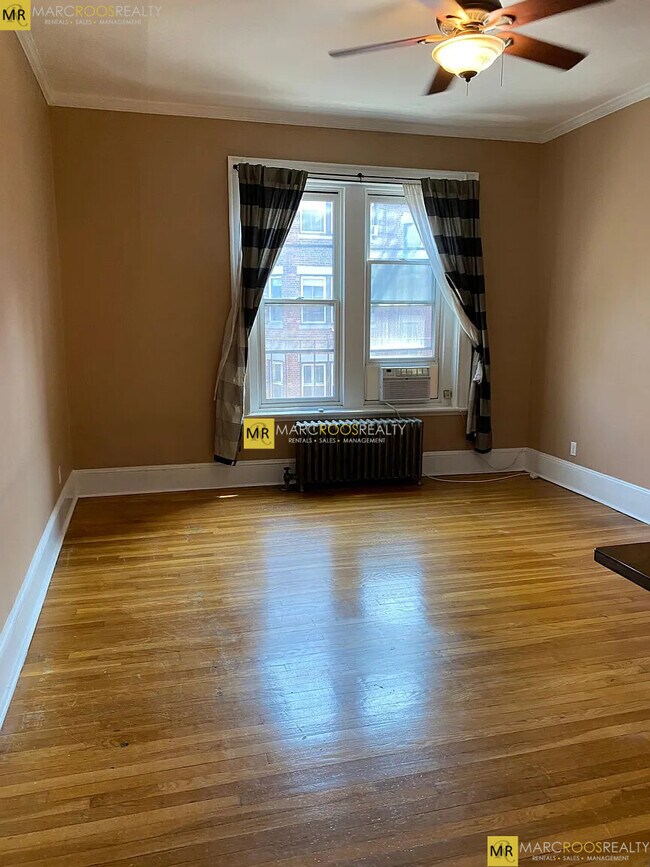 Photo - 400 Marlborough St Unidad 7