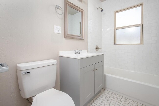 Photo - 4610 N Classen Blvd