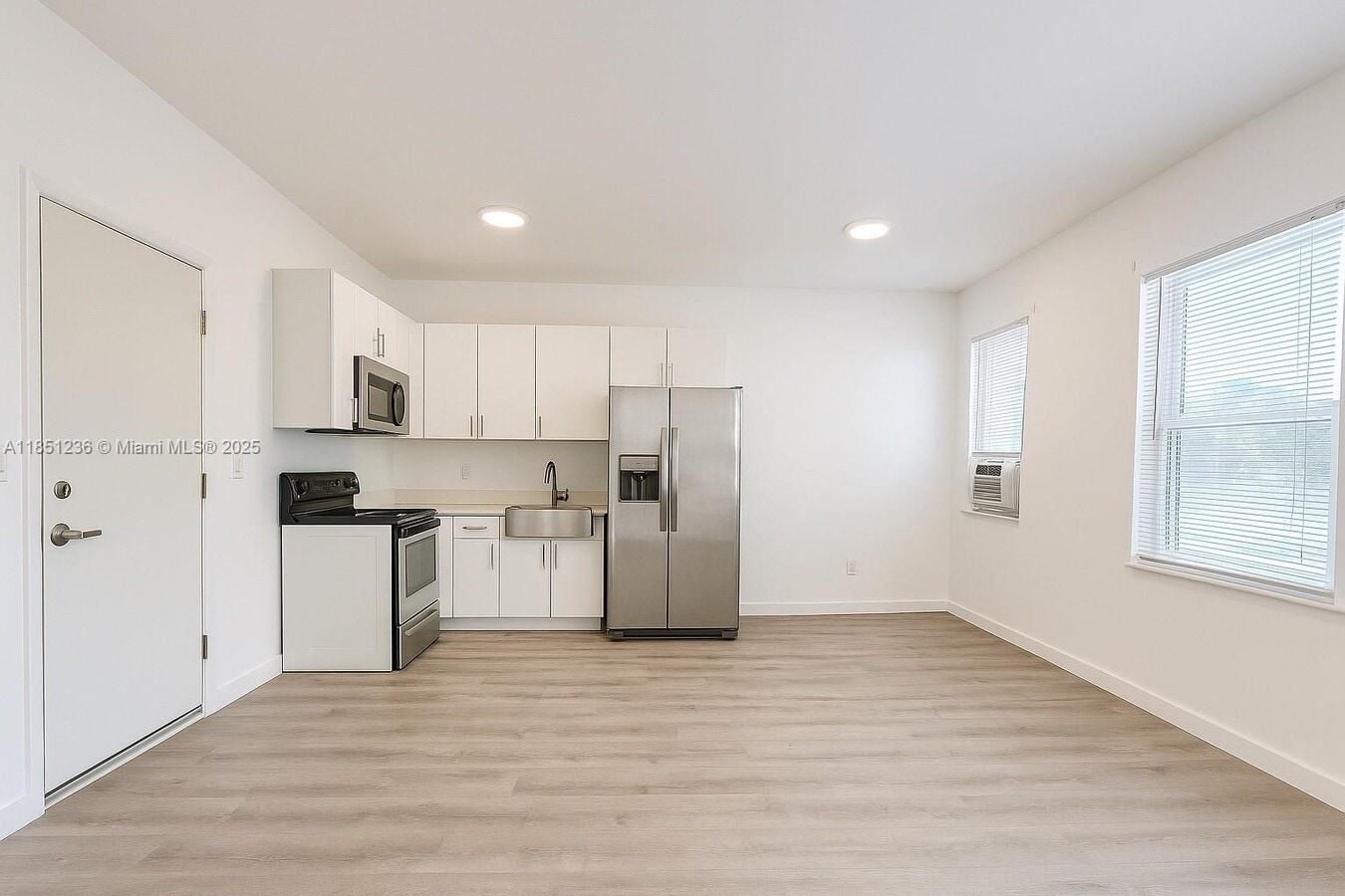Photo - 402 NW 12th Ave Apartamento Unidad 208