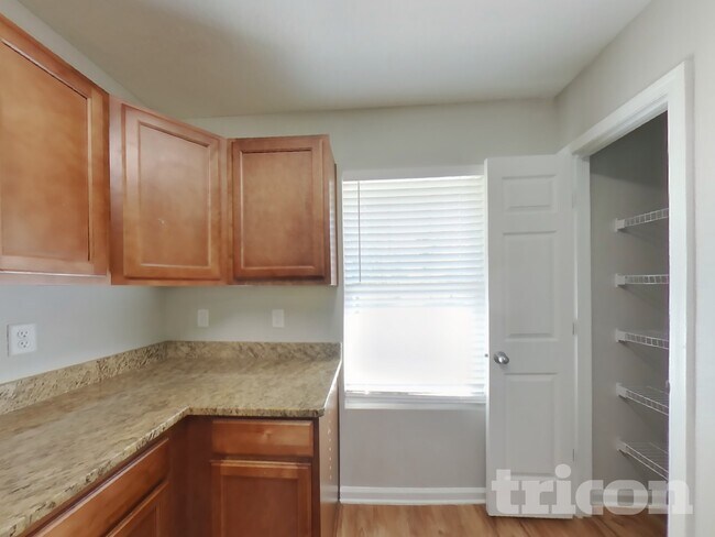 Photo - 4480 Glendas Meadow Dr