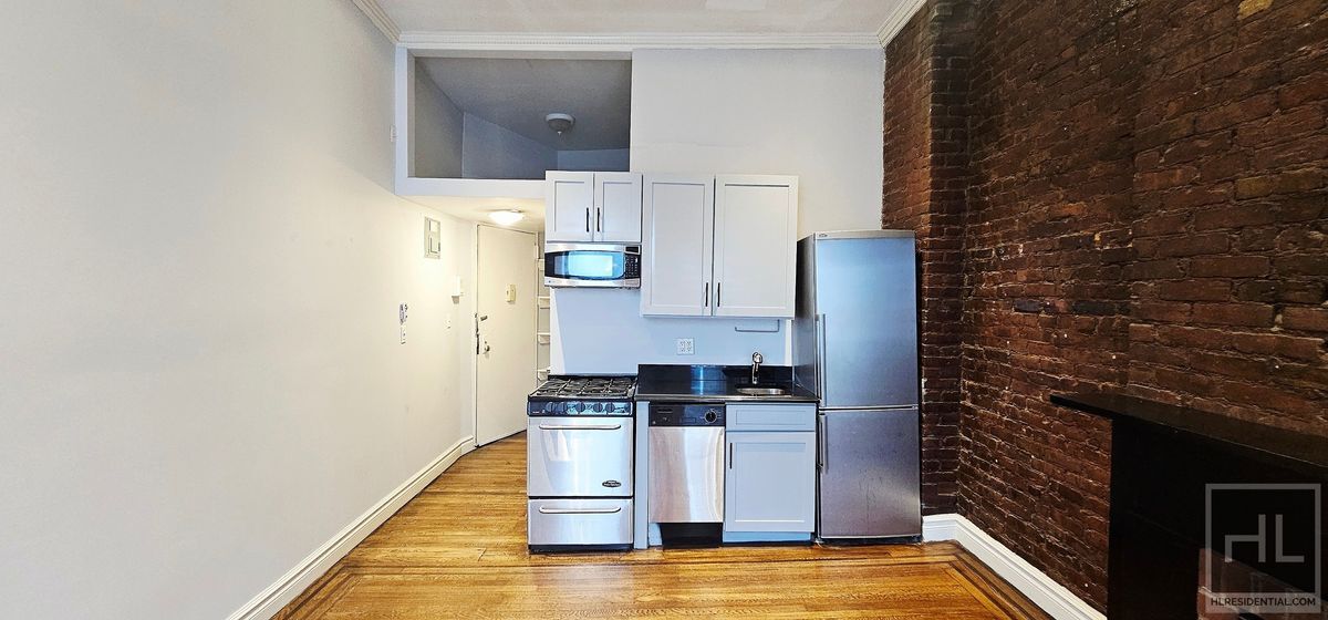 Photo - LeRoy Street Unit 5D