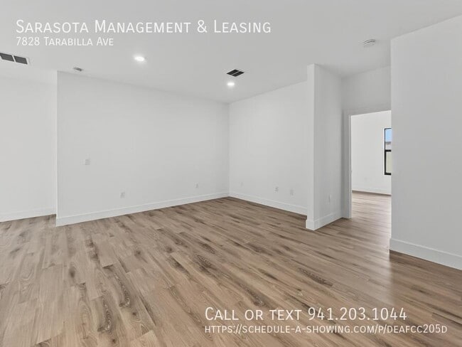 Photo - 7828 Tarabilla Ave