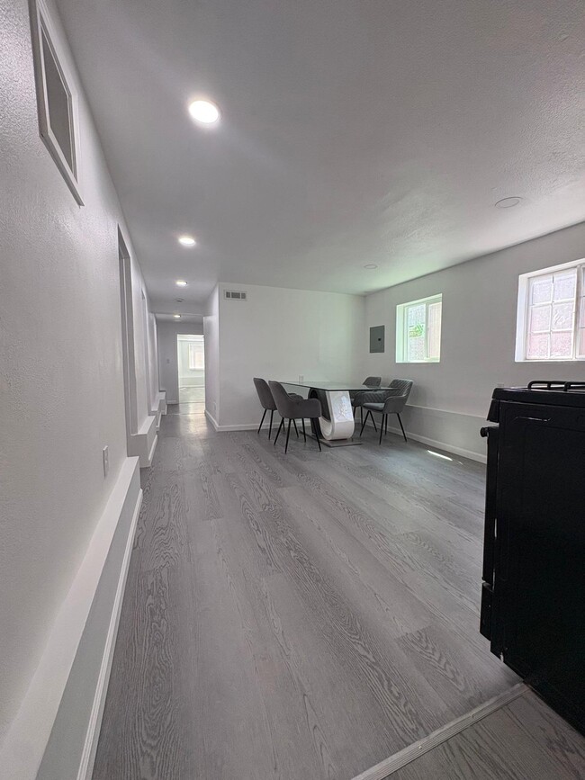 Photo - 2023 Lincoln Ave