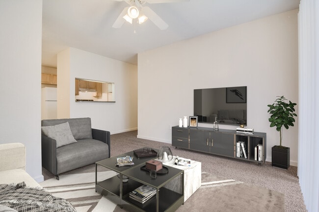 Photo - Cardinal Glen