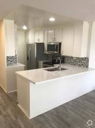 Building Photo - 10240 Camarillo St Rental
