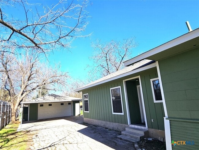 Photo - 101 Santa Clara St