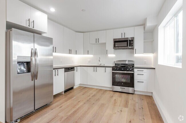 Building Photo - 10821 Hartsook St Rental