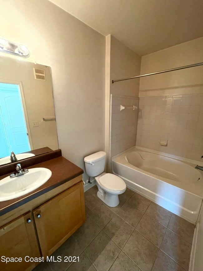 Photo - 6411 Borasco Dr Unit 319