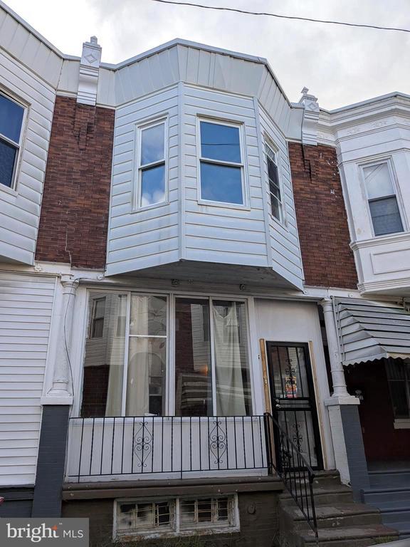 Building Photo - 123 N Peach St Rental