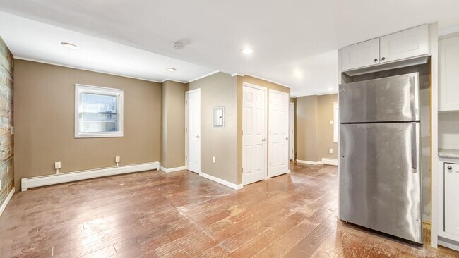 Photo - 49 Coles St Unidad 1