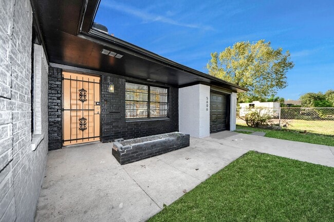 Photo - 5606 Elmlawn Dr