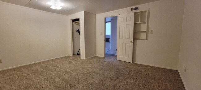 311 Macon Ave Unit 311 Macon Ave #1
