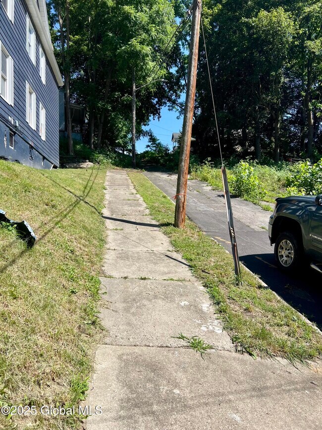 Photo - 213-215 Vrooman Ave Unit 1st Floor