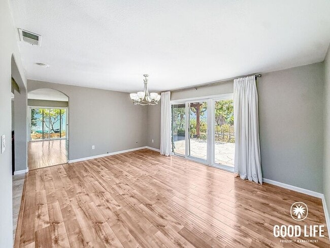 Photo - 9719 Castaic Ct