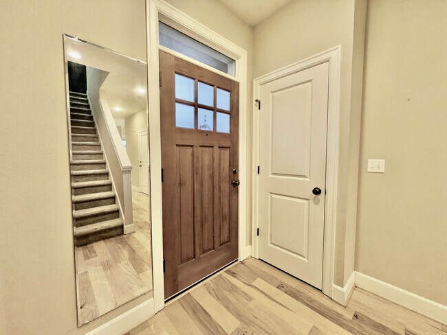 Photo - Fantastic 3 bedroom, 2 1/2 Bathroom Townhouse with Energy STAR Efficient Ratings in A Great Locat...