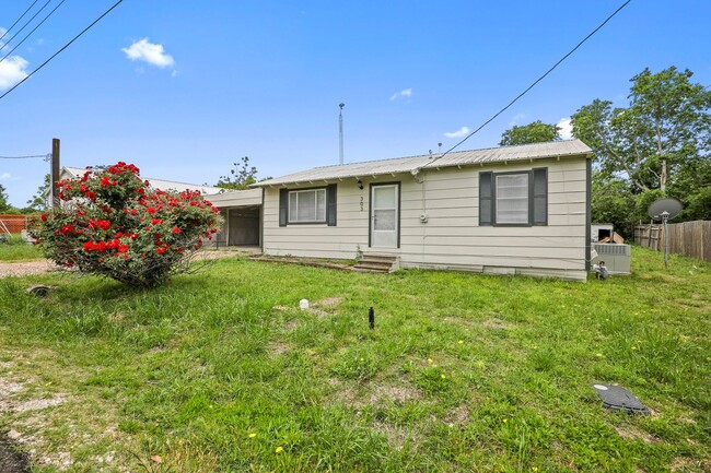 Photo - QUAINT 2 Bed, 1 Bath Home in Blue Ridge!!